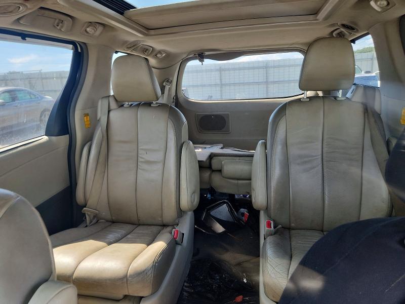 Zdjęcie 10 z aukcji – 2014 TOYOTA SIENNA z VIN 5TDDK3DC4ES084118