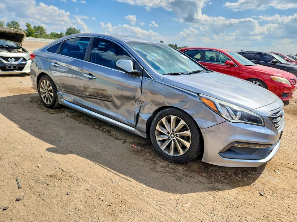 Photo 4 from auction – 2016 HYUNDAI SONATA with VIN 5NPE34AF1GH375724