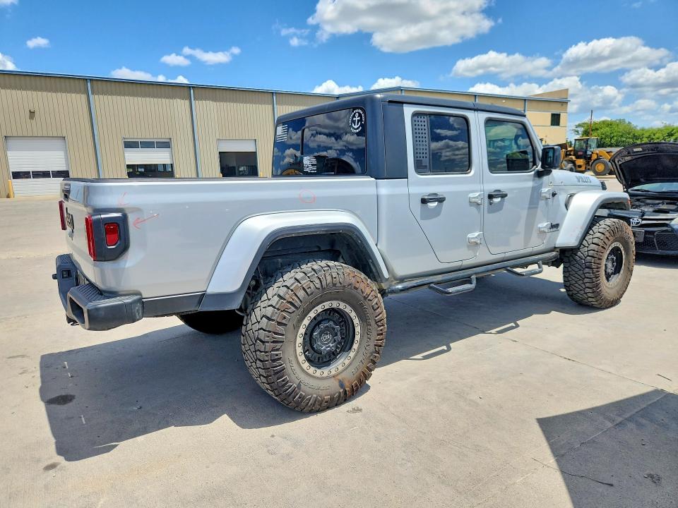 Foto 3 de la subasta – 2023 JEEP GLADIATOR con VIN 1C6HJTAG2PL508919