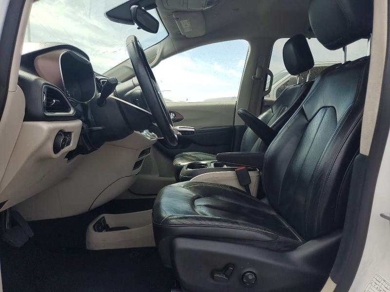Photo 7 from auction – 2018 CHRYSLER PACIFICA with VIN 2C4RC1BGXJR110558