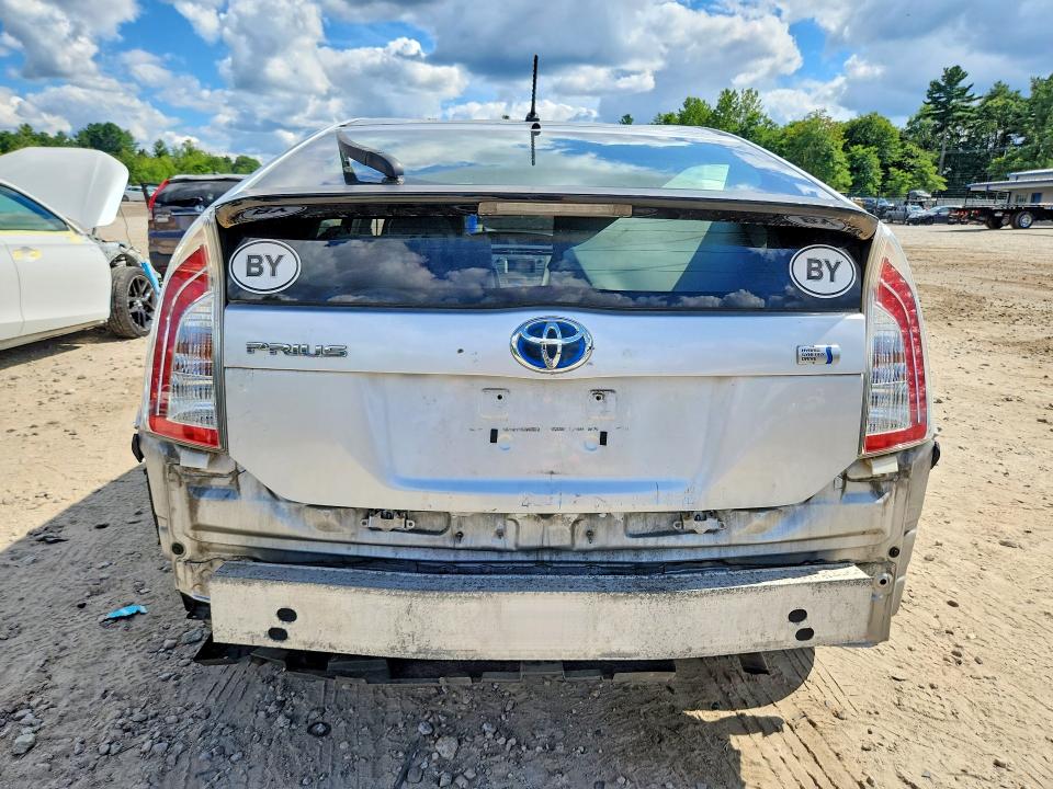 Photo 6 from auction – 2012 TOYOTA PRIUS with VIN JTDKN3DU7C1512197