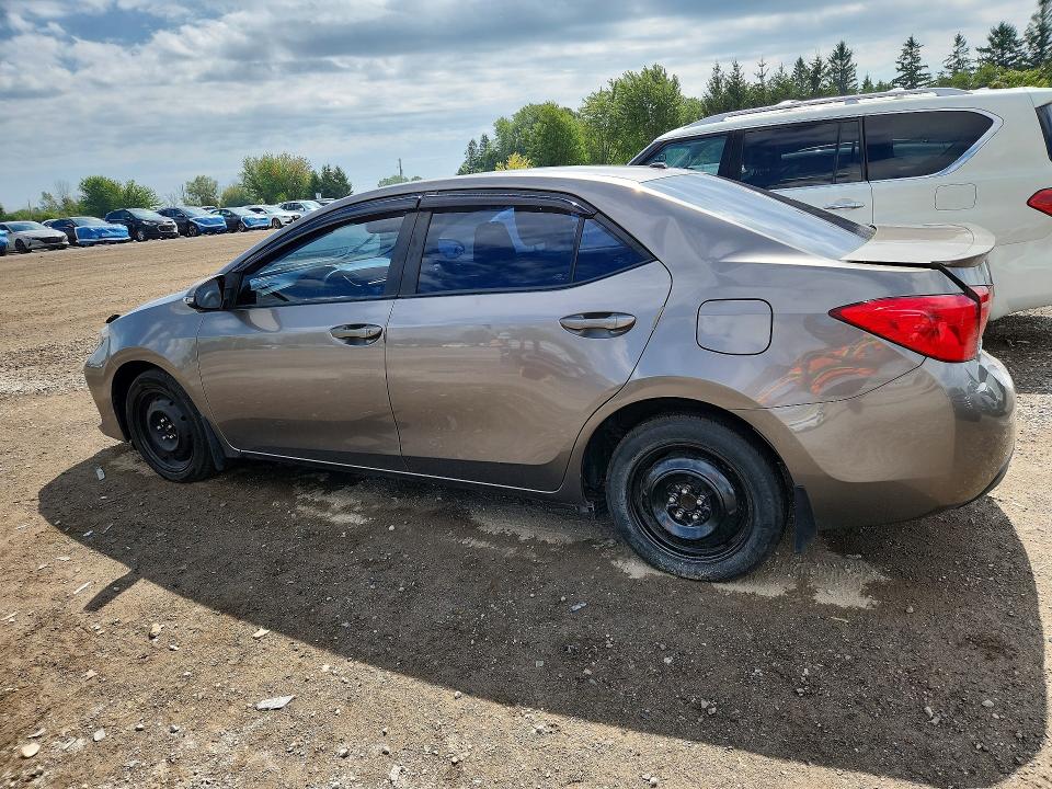 Photo 2 from auction – 2018 TOYOTA COROLLA with VIN 2T1BURHE3JC104362