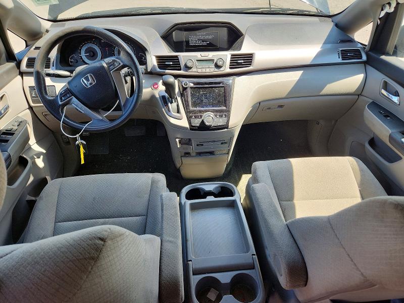 Photo 8 from auction – 2016 HONDA ODYSSEY with VIN 5FNRL5H38GB054166
