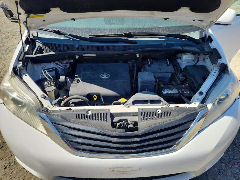 Фото 12 с аукциона – 2011 TOYOTA SIENNA с VIN 5TDKK3DC3BS077339
