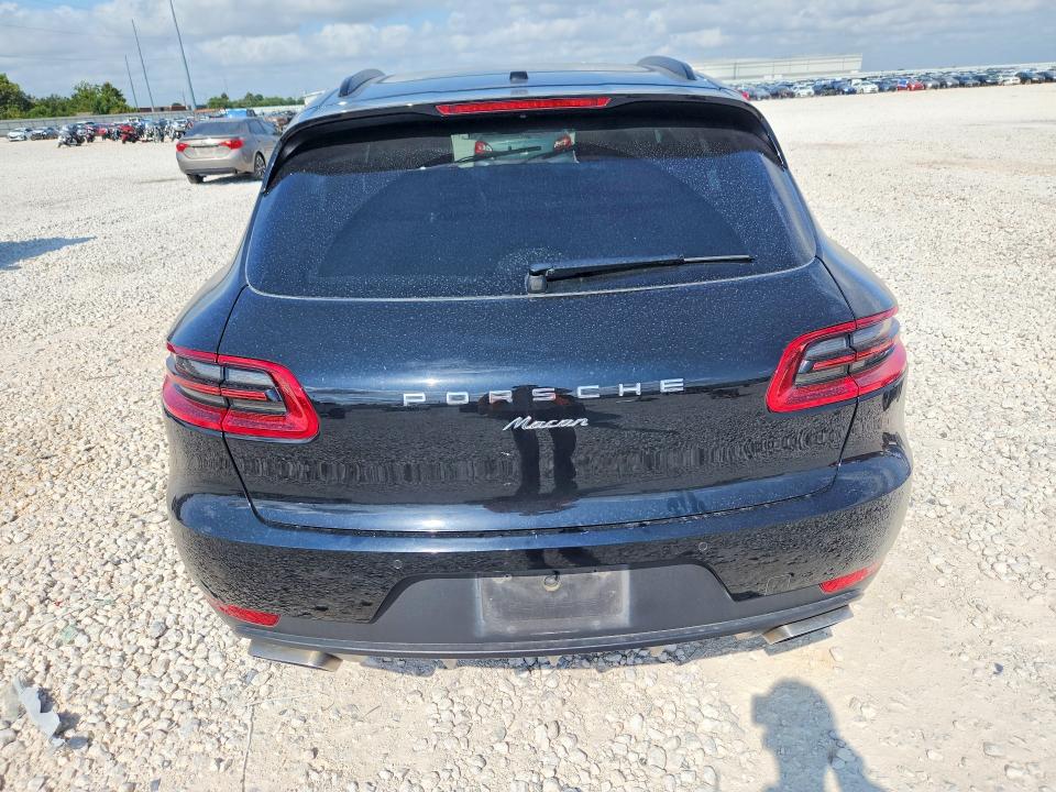 Photo 6 from auction – 2017 PORSCHE MACAN with VIN WP1AA2A5XHLB00591