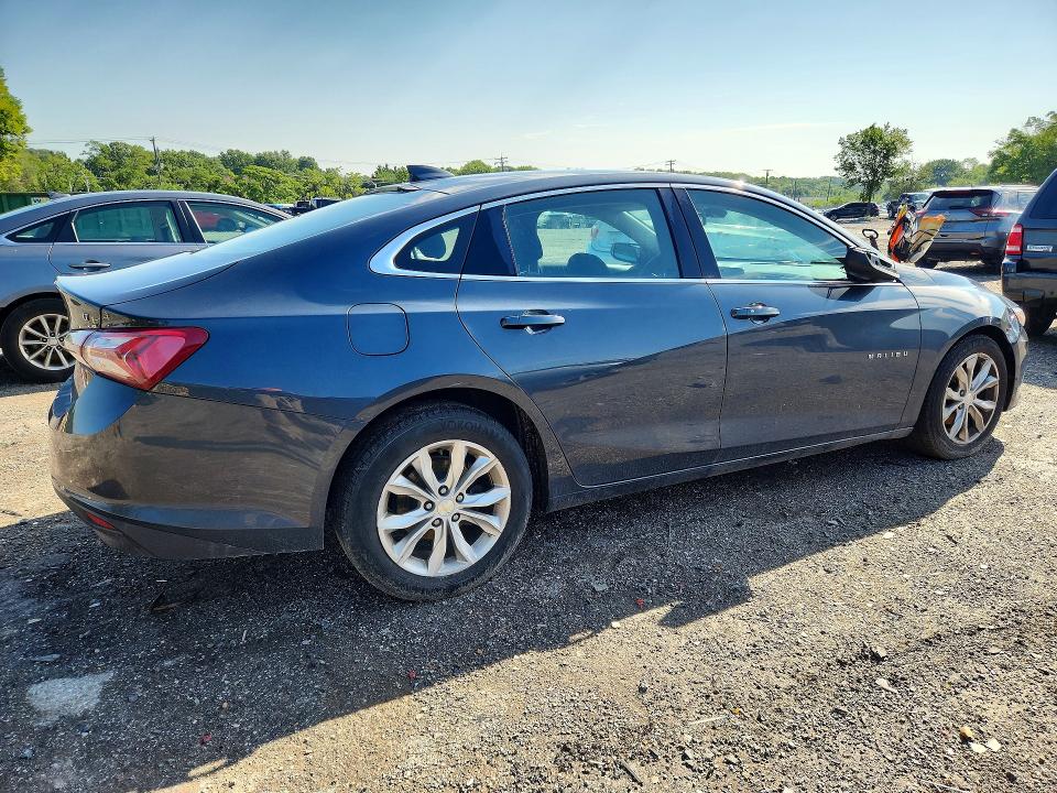 Photo 3 from auction – 2020 CHEVROLET MALIBU with VIN 1G1ZD5ST2LF093789