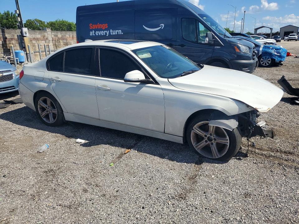 Photo 4 from auction – 2015 BMW 320 with VIN WBA3C3G5XFNS75214