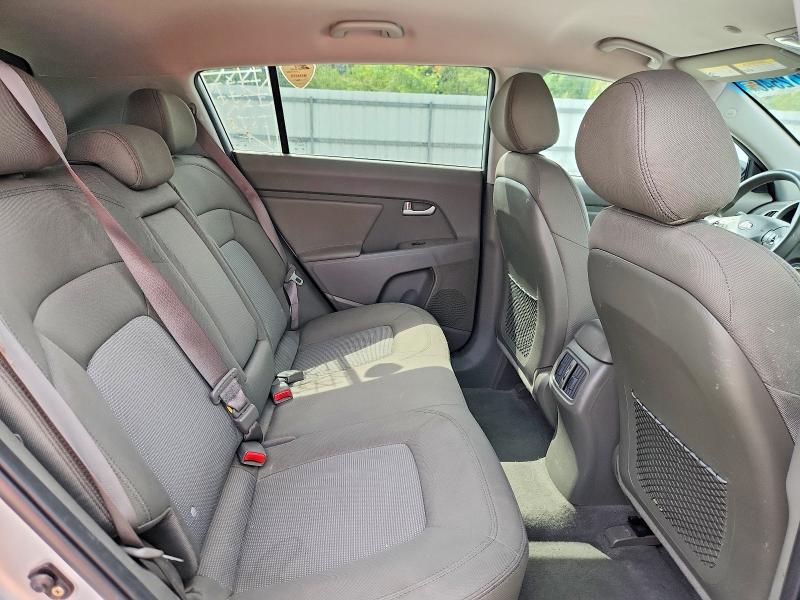 Photo 11 from auction – 2014 KIA SPORTAGE with VIN KNDPBCAC0E7614371