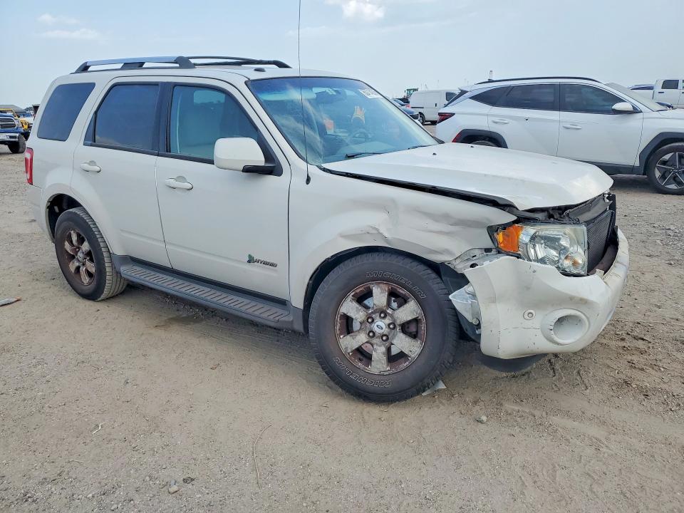 Photo 4 from auction – 2011 FORD ESCAPE with VIN 1FMCU4K36BKA98082