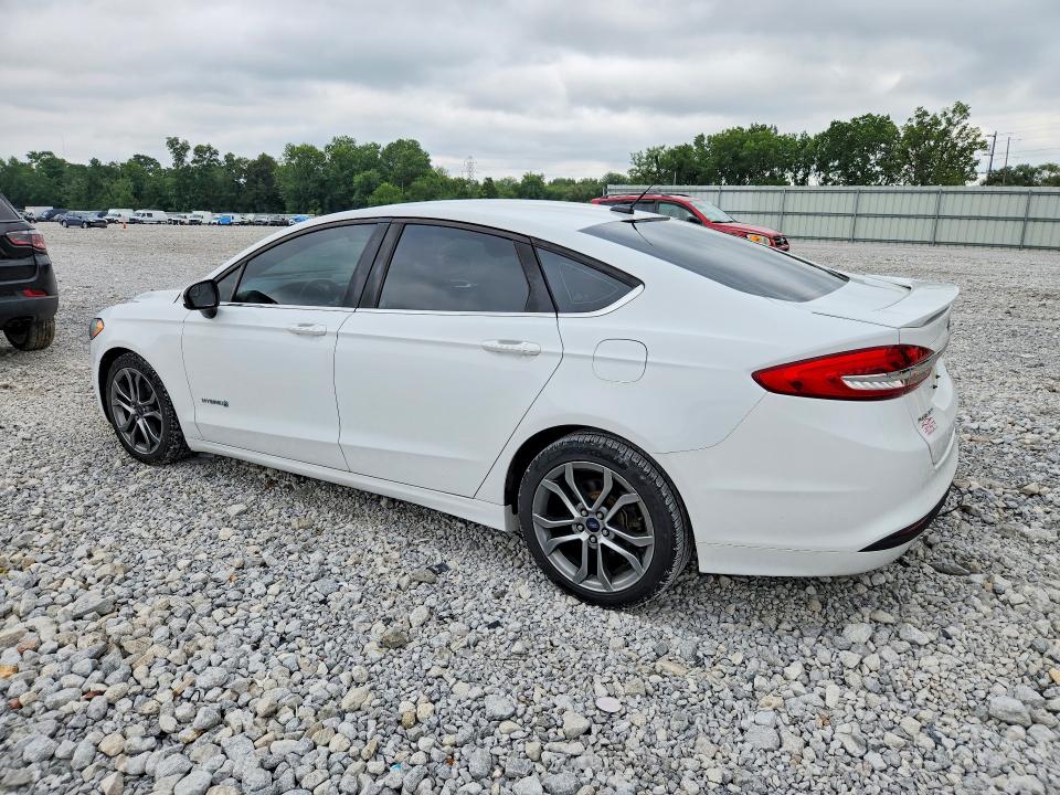 Photo 2 from auction – 2017 FORD FUSION with VIN 3FA6P0LU3HR374284