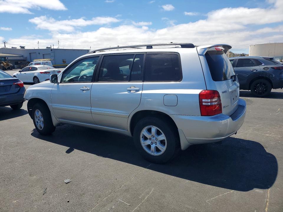 Photo 2 from auction – 2002 TOYOTA HIGHLANDER with VIN JTEHF21A920073936