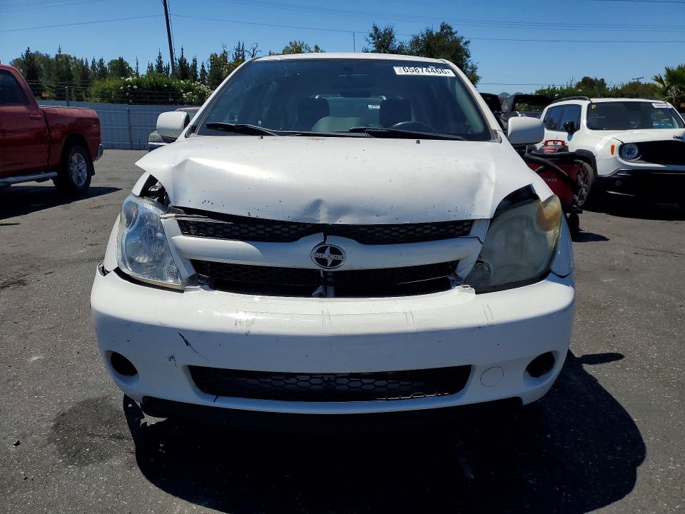 Photo 5 from auction – 2004 SCION XA with VIN JTKKT624240076708