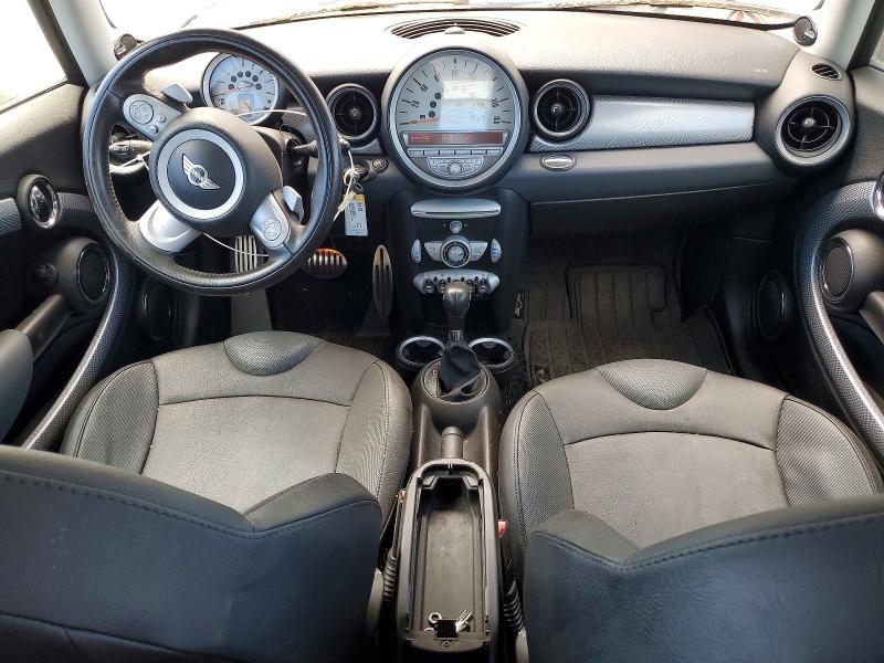 Foto 8 de la subasta – 2010 MINI COOPER con VIN WMWMF7C56ATZ73994
