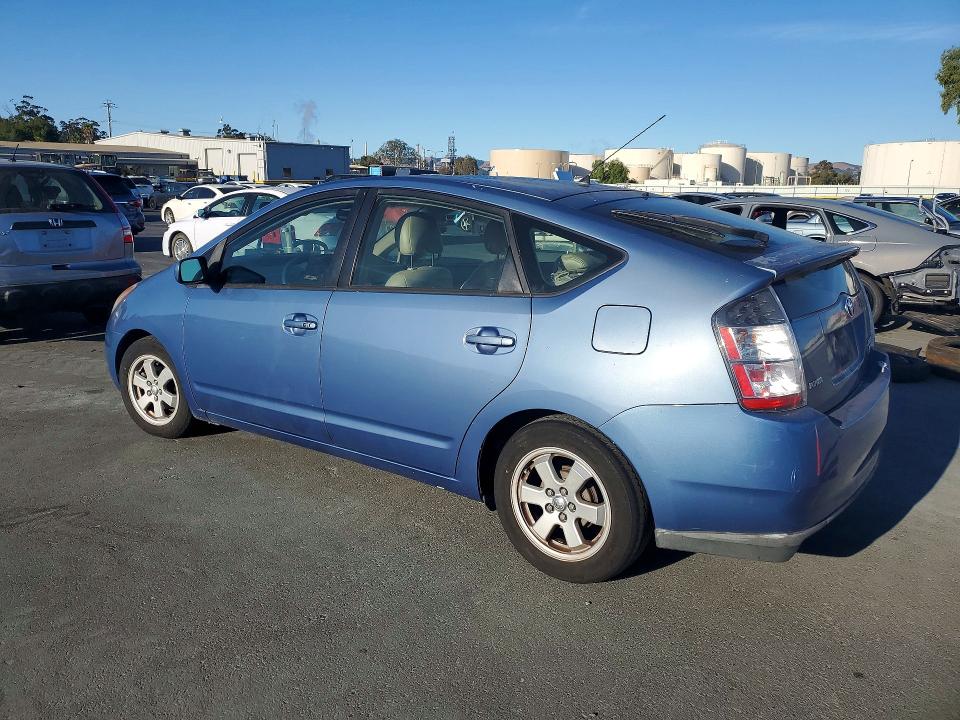 Photo 2 from auction – 2005 TOYOTA PRIUS with VIN JTDKB20U157013078