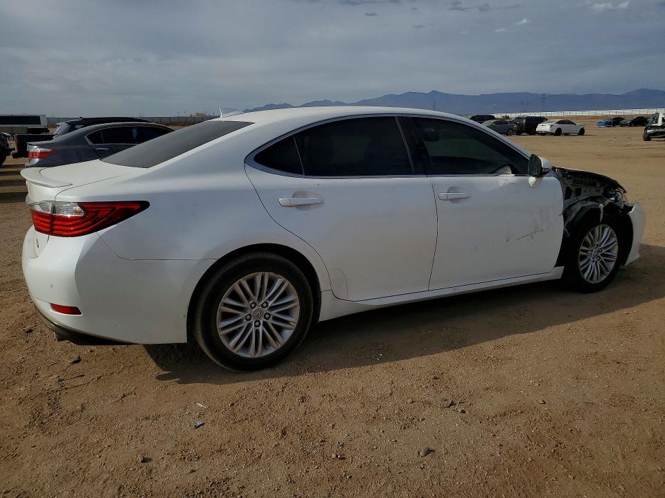 Photo 3 from auction – 2015 LEXUS ES with VIN JTHBK1GG4F2170028