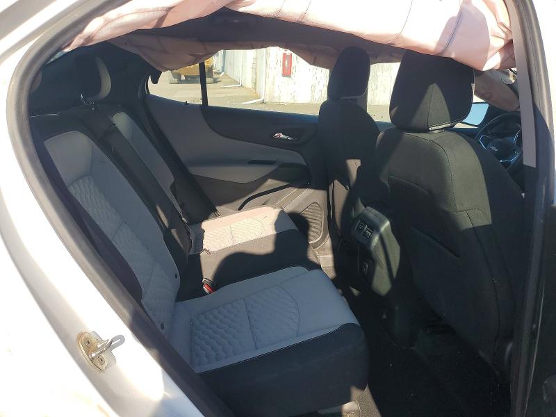 Photo 11 from auction – 2019 CHEVROLET EQUINOX with VIN 2GNAXHEV3K6111078