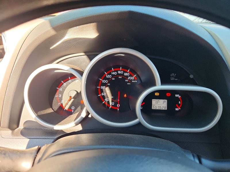 Photo 9 from auction – 2010 TOYOTA MATRIX with VIN 2T1KU4EE5AC437489