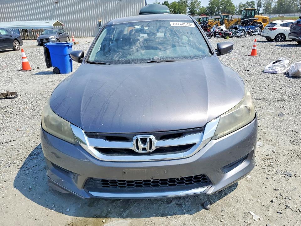 Photo 5 from auction – 2013 HONDA ACCORD with VIN 1HGCR2F32DA002477