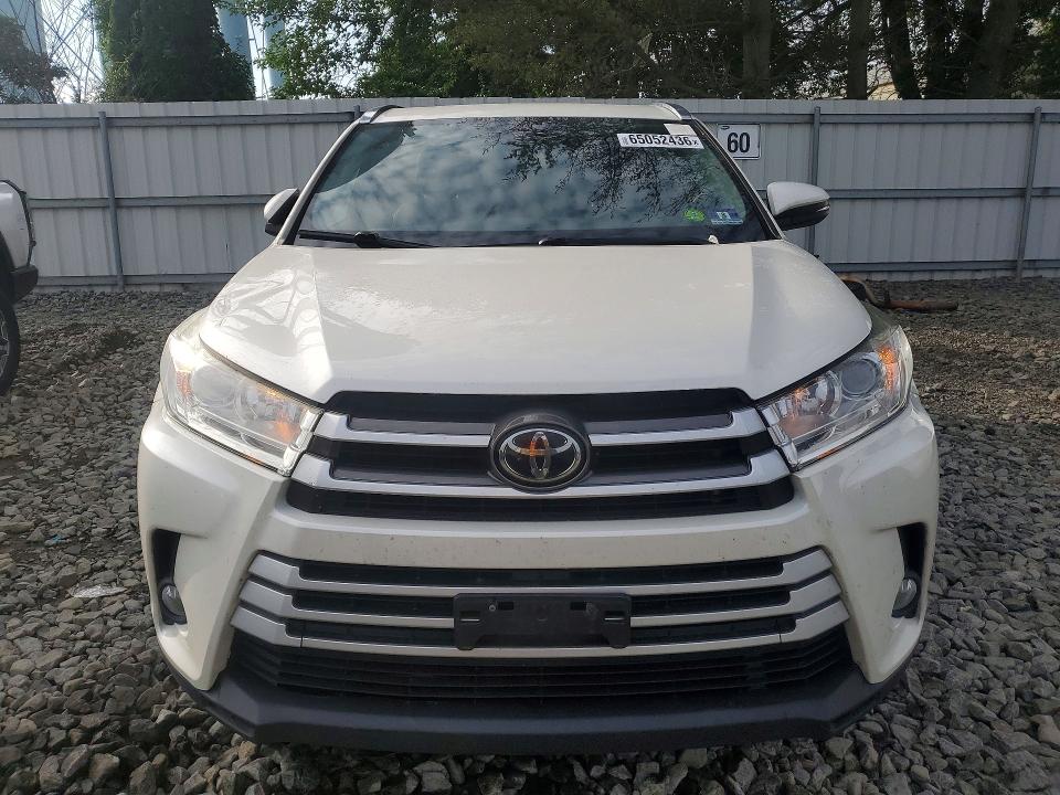 Photo 5 from auction – 2019 TOYOTA HIGHLANDER with VIN 5TDJZRFHXKS603985