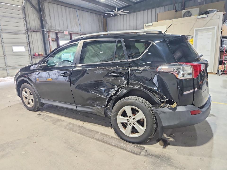 Photo 2 from auction – 2013 TOYOTA RAV4 with VIN 2T3RFREV6DW033441
