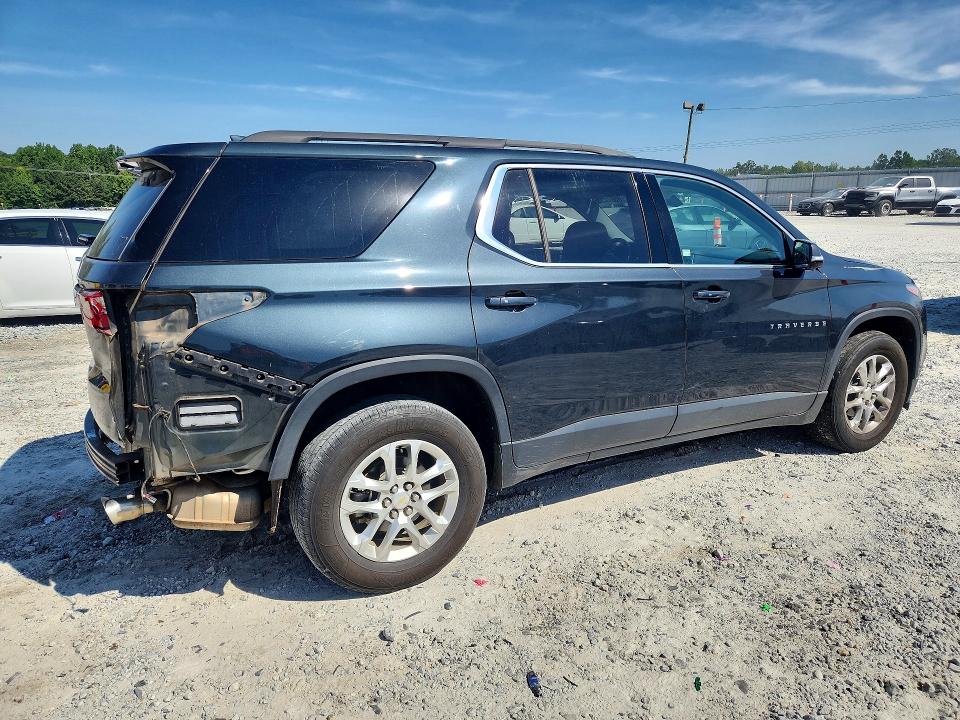 Photo 3 from auction – 2020 CHEVROLET TRAVERSE with VIN 1GNERHKW0LJ251375
