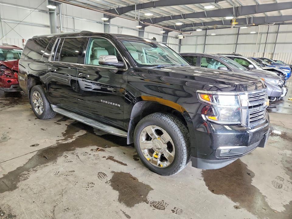 Photo 4 from auction – 2015 CHEVROLET SUBURBAN with VIN 1GNSKKKC9FR148665