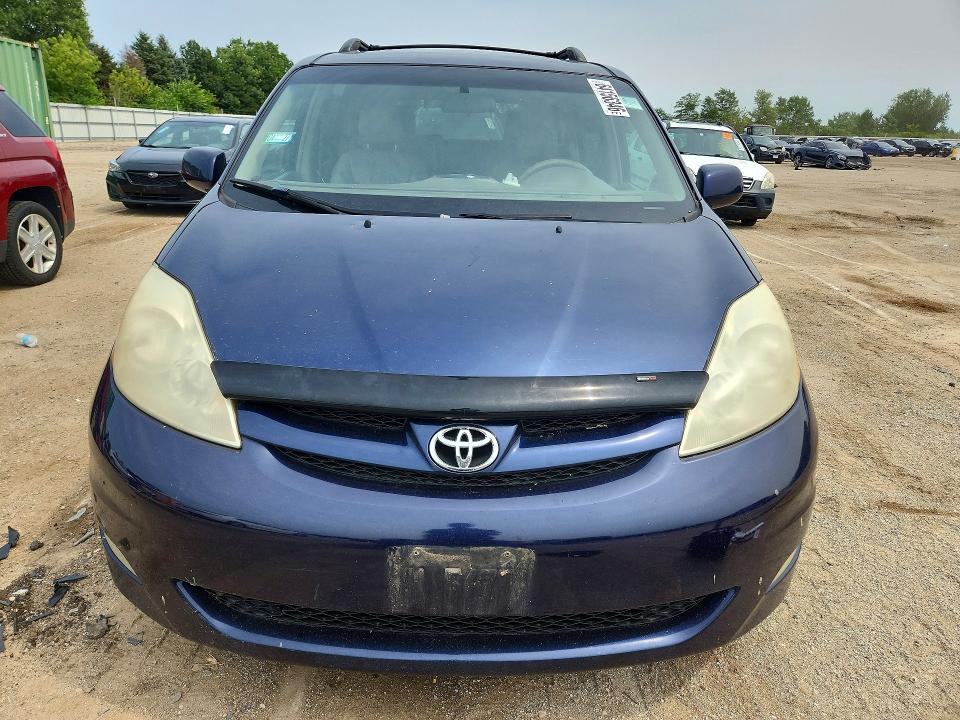 Photo 5 from auction – 2007 TOYOTA SIENNA with VIN 5TDZK22C27S093048