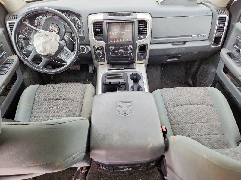 Photo 8 from auction – 2016 RAM 1500 with VIN 3C6RR7LT9GG225946