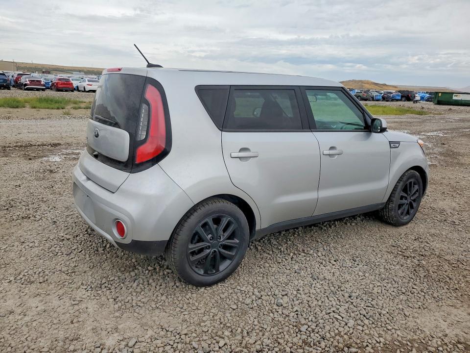 Photo 3 from auction – 2018 KIA SOUL with VIN KNDJP3A54J7549673