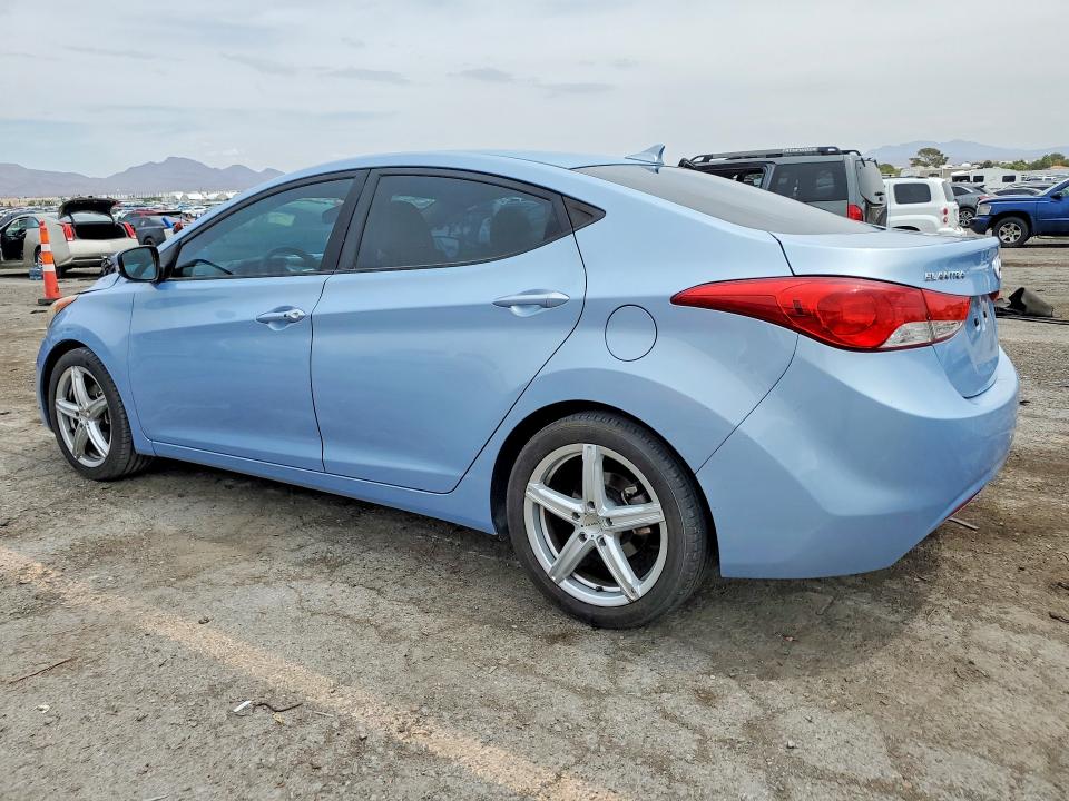 Photo 2 from auction – 2012 HYUNDAI ELANTRA with VIN KMHDH4AE1CU282721