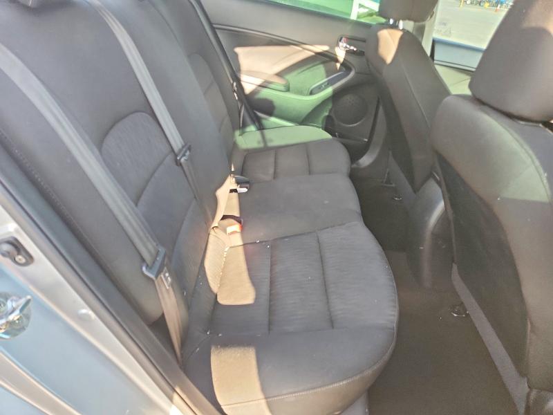 Photo 10 from auction – 2016 KIA FORTE with VIN KNAFK4A60G5510910