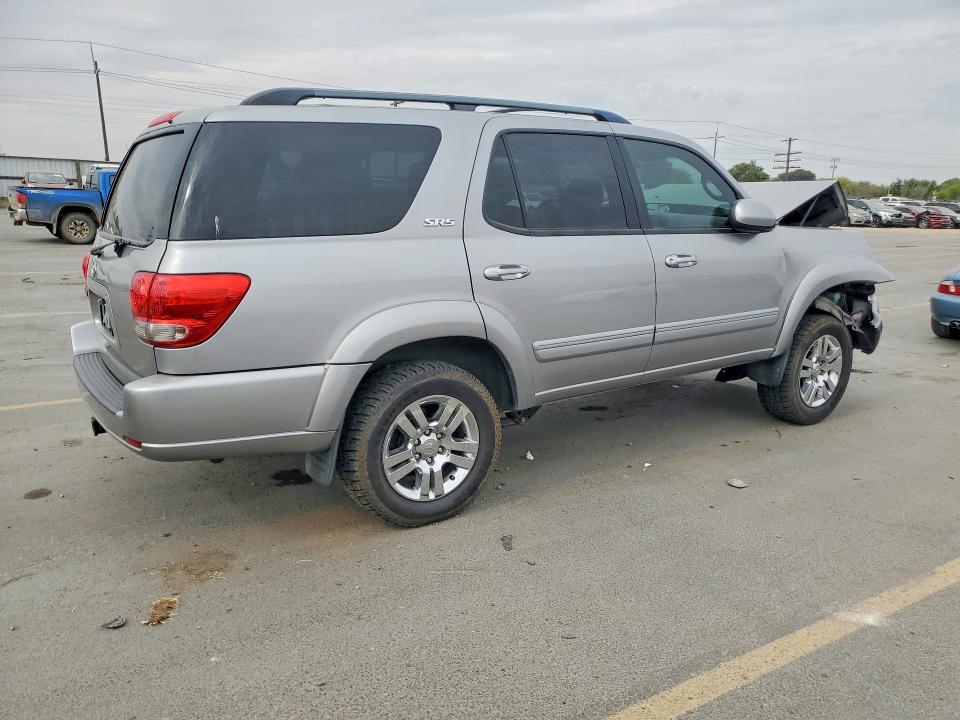 Photo 3 from auction – 2005 TOYOTA SEQUOIA with VIN 5TDBT44A55S254754