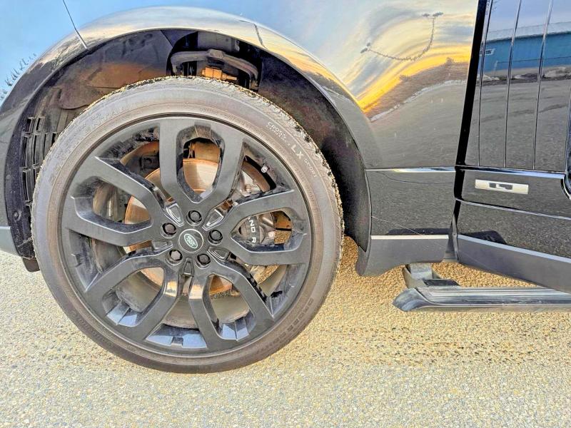 Photo 13 from auction – 2020 LAND ROVER RANGE ROVER with VIN SALGS5SE0LA579304