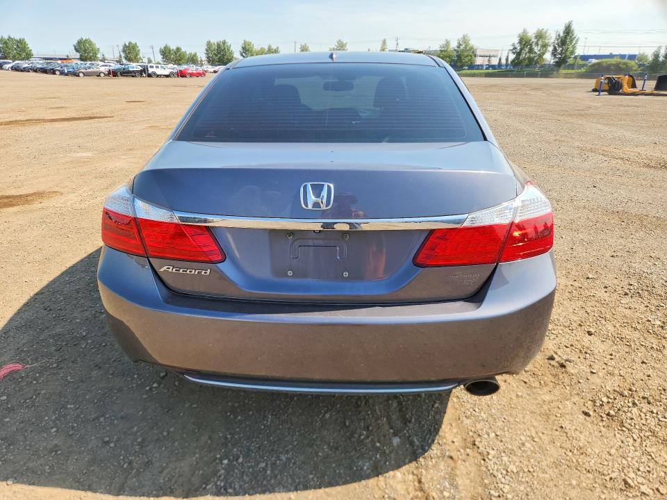 Photo 6 from auction – 2015 HONDA ACCORD with VIN 1HGCR2F82FA802792