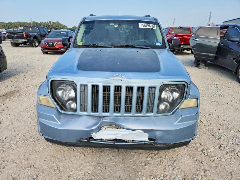 Zdjęcie 5 z aukcji – 2012 JEEP LIBERTY z VIN 1C4PJMAK0CW132440