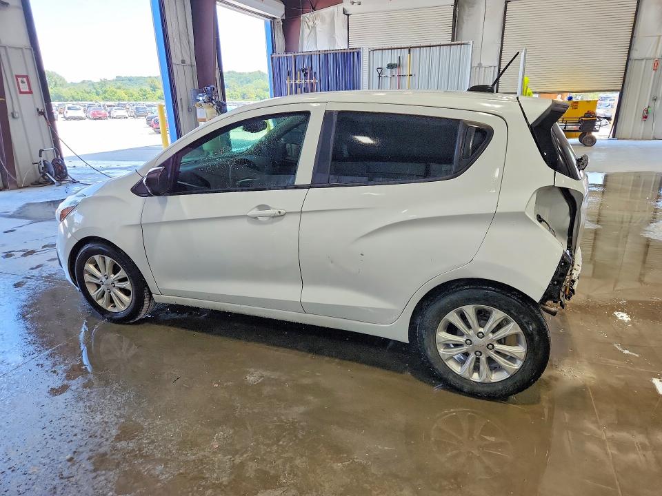Photo 2 from auction – 2017 CHEVROLET SPARK with VIN KL8CB6SA6HC735987