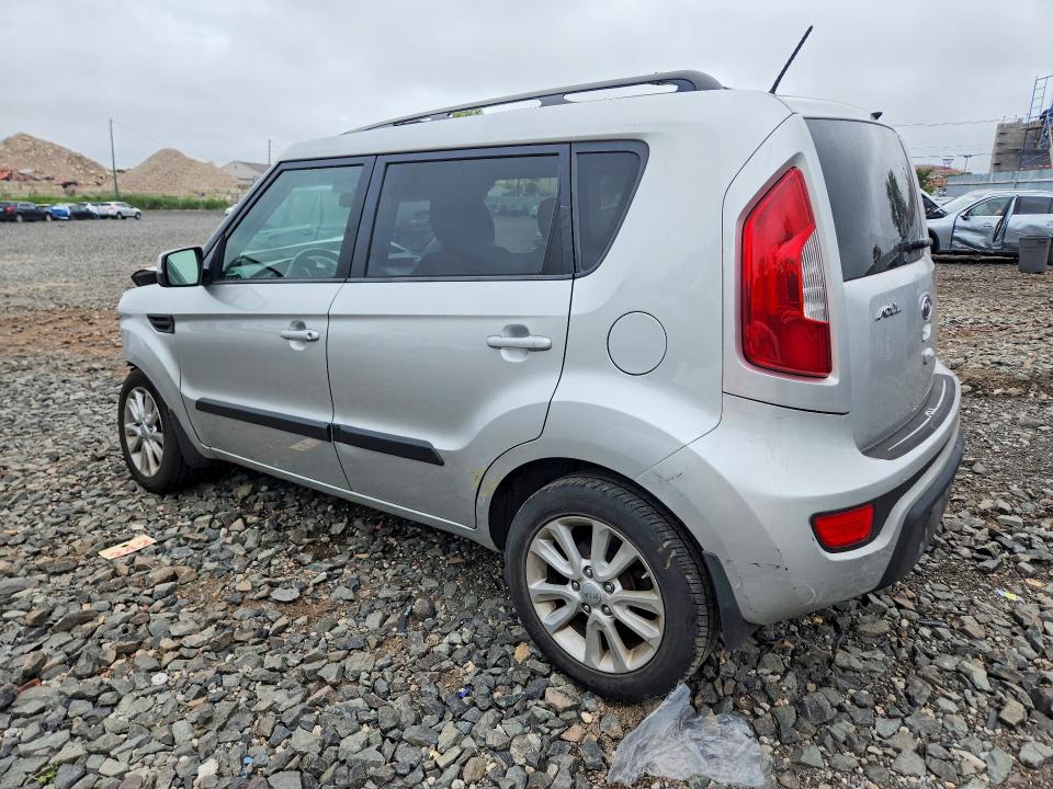 Photo 2 from auction – 2012 KIA SOUL with VIN KNDJT2A6XC7363590