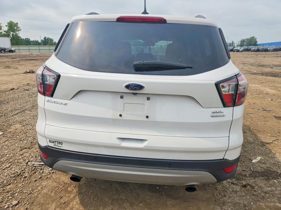 Photo 6 from auction – 2018 FORD ESCAPE with VIN 1FMCU0HD8JUA52569