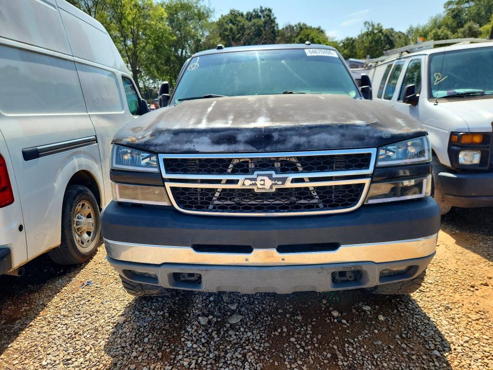 Photo 5 from auction – 2005 CHEVROLET SILVERADO with VIN 1GCHK23215F846602