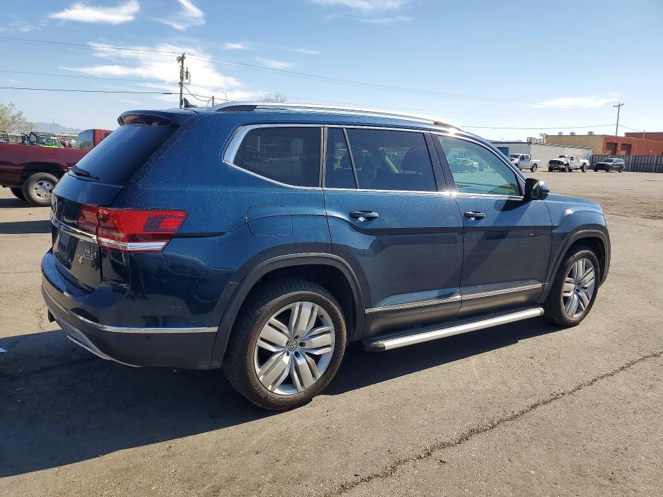 Photo 3 from auction – 2018 VOLKSWAGEN ATLAS with VIN 1V2NR2CA4JC528683