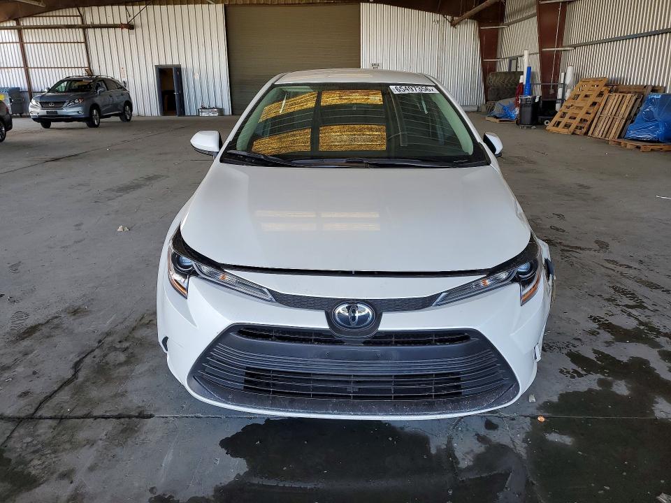 Снимка 5 от търг – 2025 TOYOTA COROLLA с VIN 5YFB4MDEXSP351663