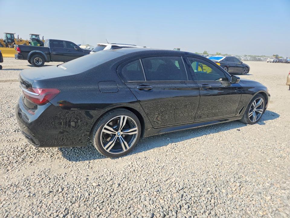 Photo 3 from auction – 2016 BMW 750 with VIN WBA7F2C59GG418927