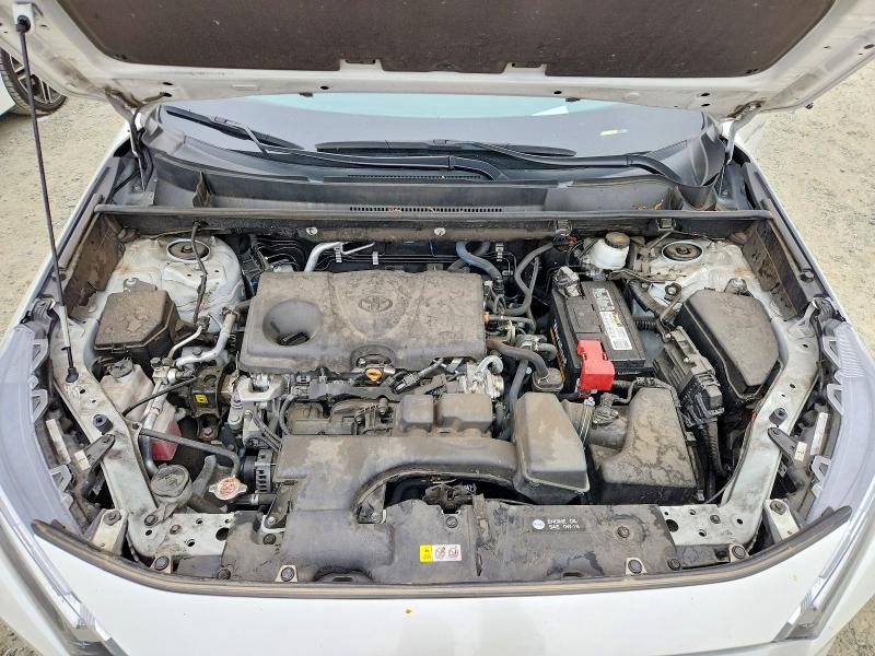 Photo 11 from auction – 2022 TOYOTA RAV4 with VIN 2T3C1RFV2NW227453