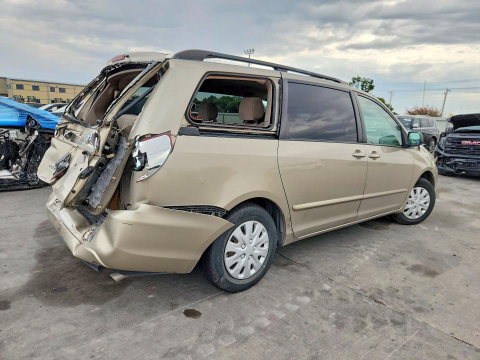 Photo 3 from auction – 2007 TOYOTA SIENNA with VIN 5TDZK23C27S019255