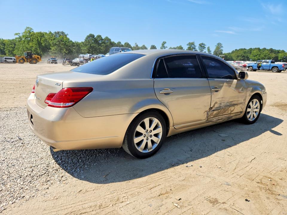 Zdjęcie 3 z aukcji – 2005 TOYOTA AVALON z VIN 4T1BK36B95U006100