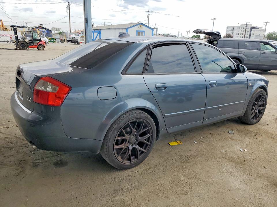 Photo 3 from auction – 2004 AUDI A4 with VIN WAULC68E04A203510