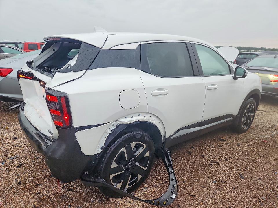 Photo 3 from auction – 2025 NISSAN KICKS with VIN 3N8AP6CB2SL309625