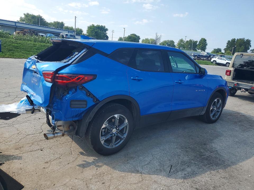 Photo 3 from auction – 2026 CHEVROLET BLAZER with VIN 3GNKBCR46TS150922