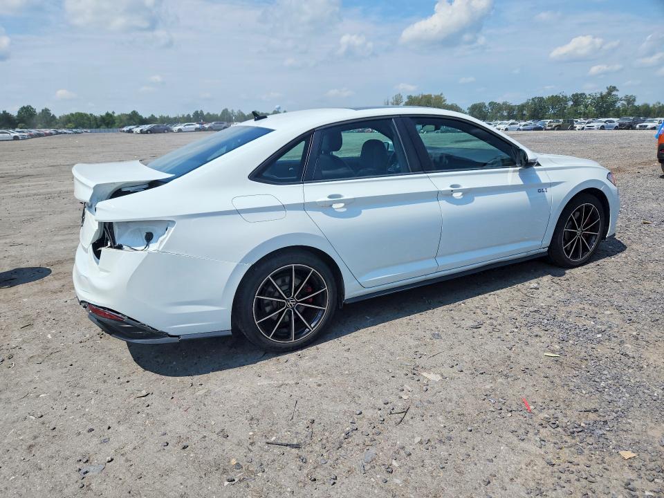 Photo 3 from auction – 2025 VOLKSWAGEN JETTA with VIN 3VW2T7BU6SM065554
