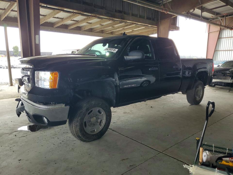 GMC SIERRA 2014 with VIN 1GT120CG3EF102582 - Photo from auction
